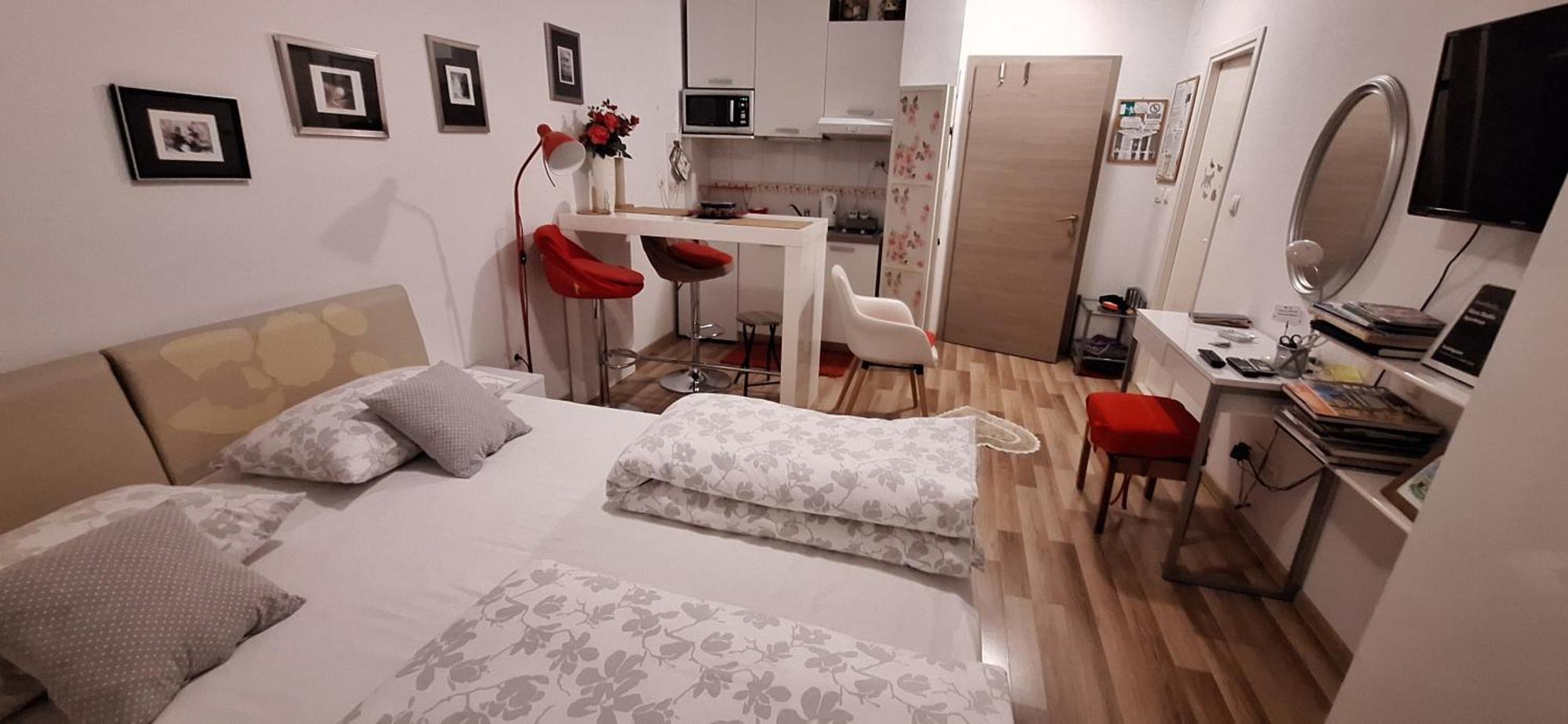 Klara Studio Apartman Split Bagian luar foto