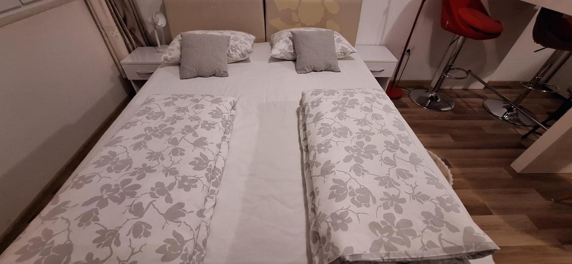 Klara Studio Apartman Split Bagian luar foto
