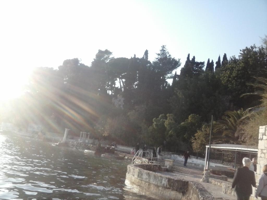 Klara Studio Apartman Split Bagian luar foto